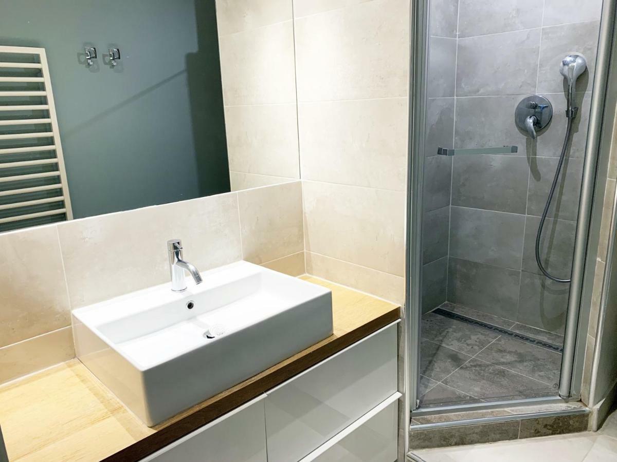 Arelate Sejour Apartment Arles Bagian luar foto